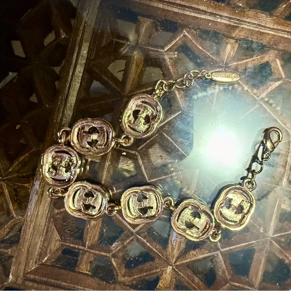 Gold Crystal Link Bracelet - Picture 3 of 5
